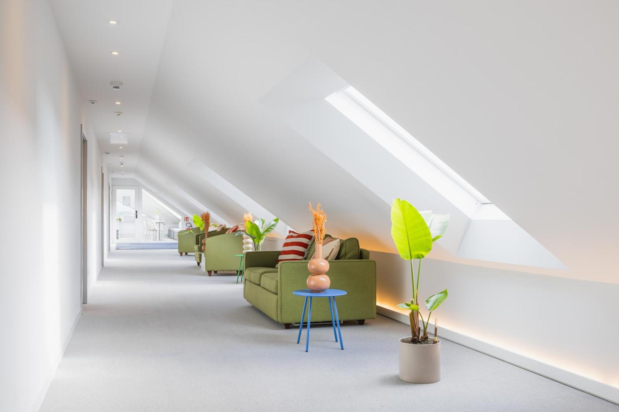 Base Nyon Hotel Luaran gambar